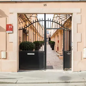** Hotel de apartamente De L'horloge Franţa