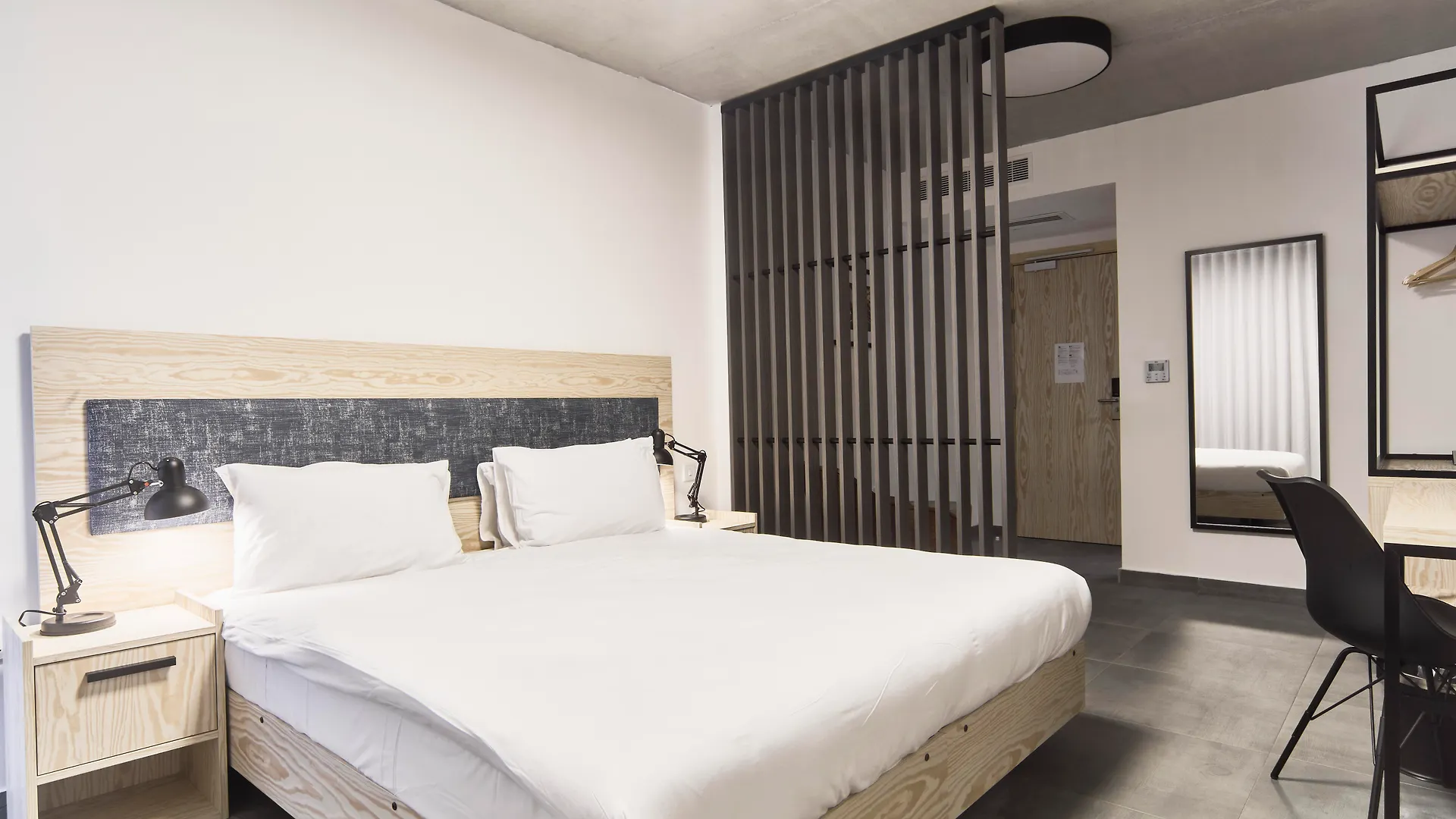 ***  Mr Todd Hotel Sliema Malta